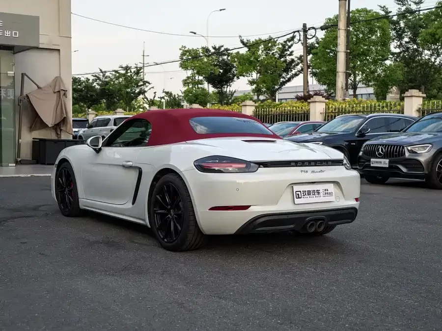 Porsche 718