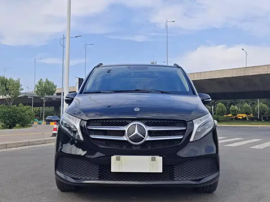 Mercedes Benz Class V