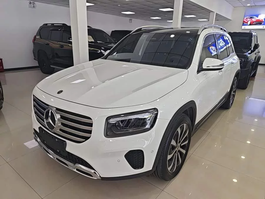 Mercedes Benz GLB