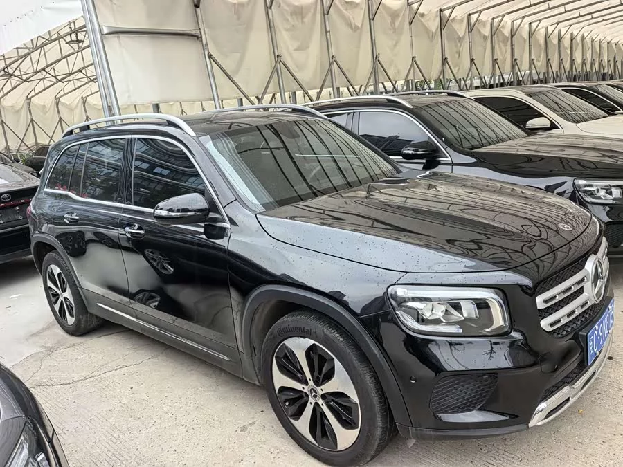 Mercedes Benz GLB