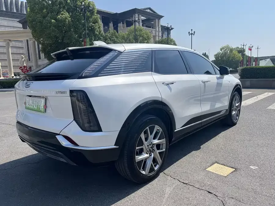 Cadillac IQ