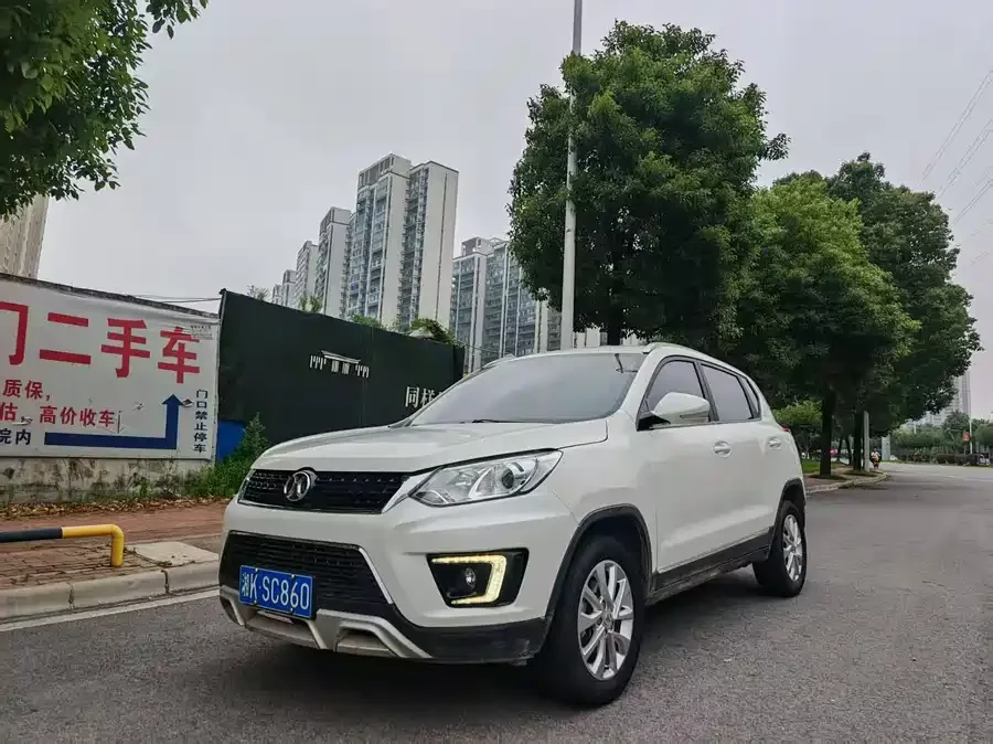 BAIC Saab X35
