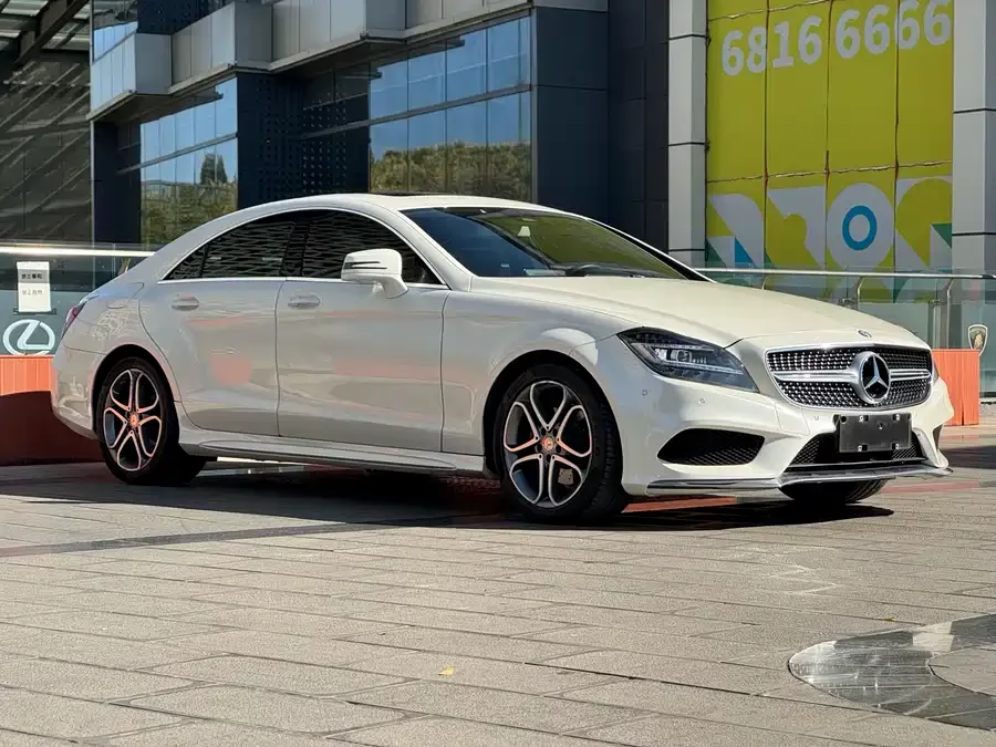 Mercedes Benz CLS