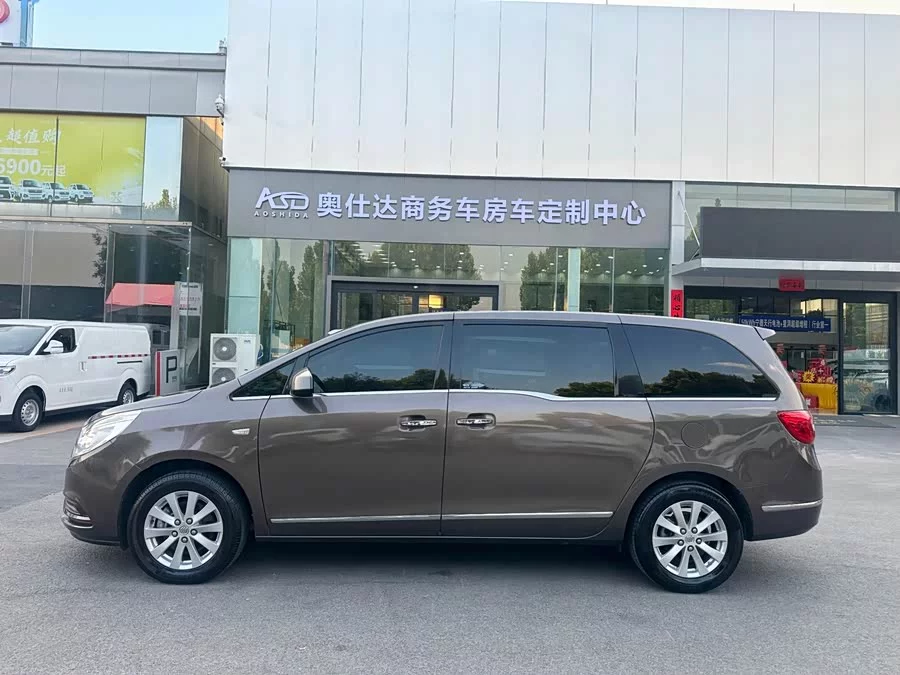Buick GL8