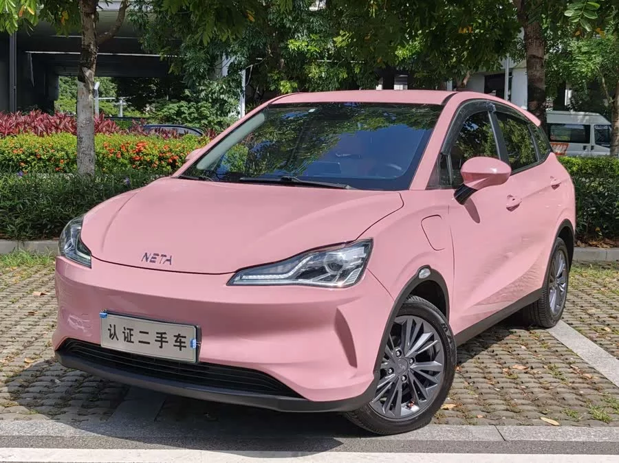NETA Nezha V