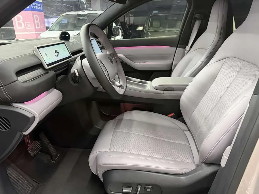 NIO EC6