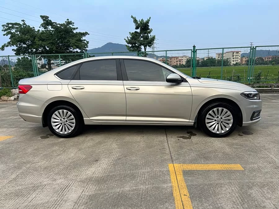 Volkswagen Lavida