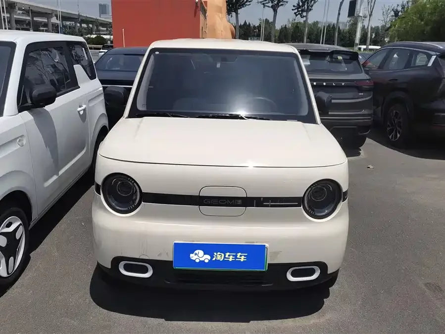 Geely Panda