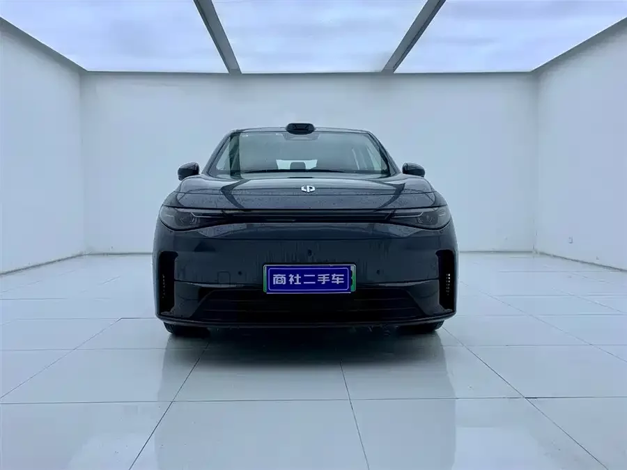 Leapmotor C10