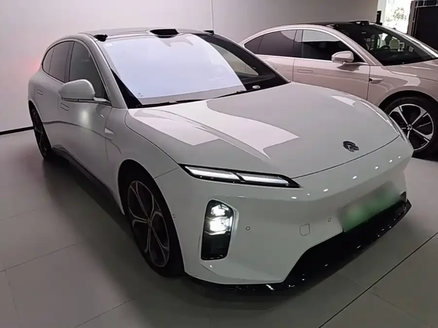 NIO ET5T