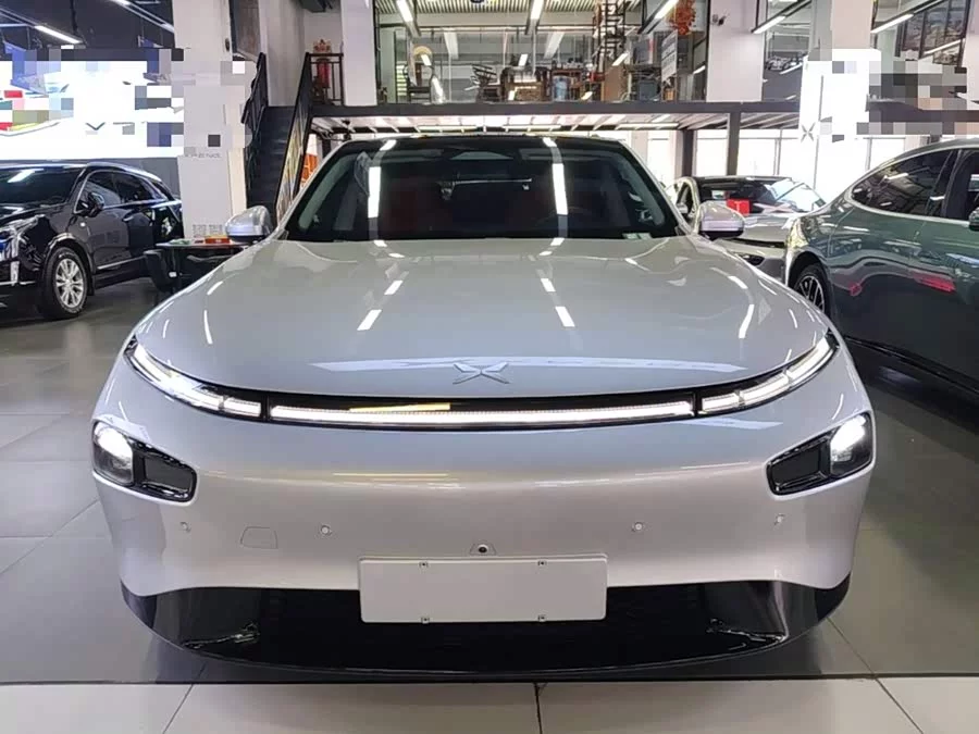 Xpeng P7