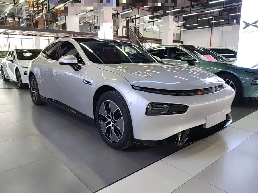 Xpeng P7