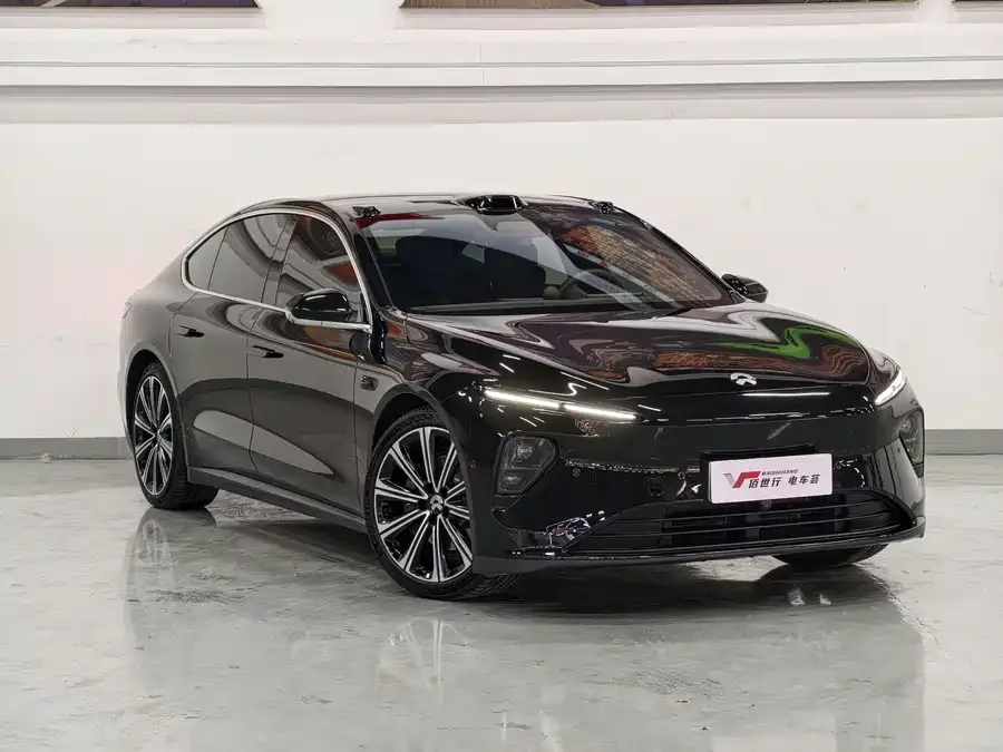 NIO ET7