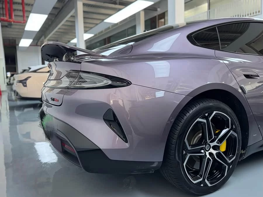 Xiaomi SU7