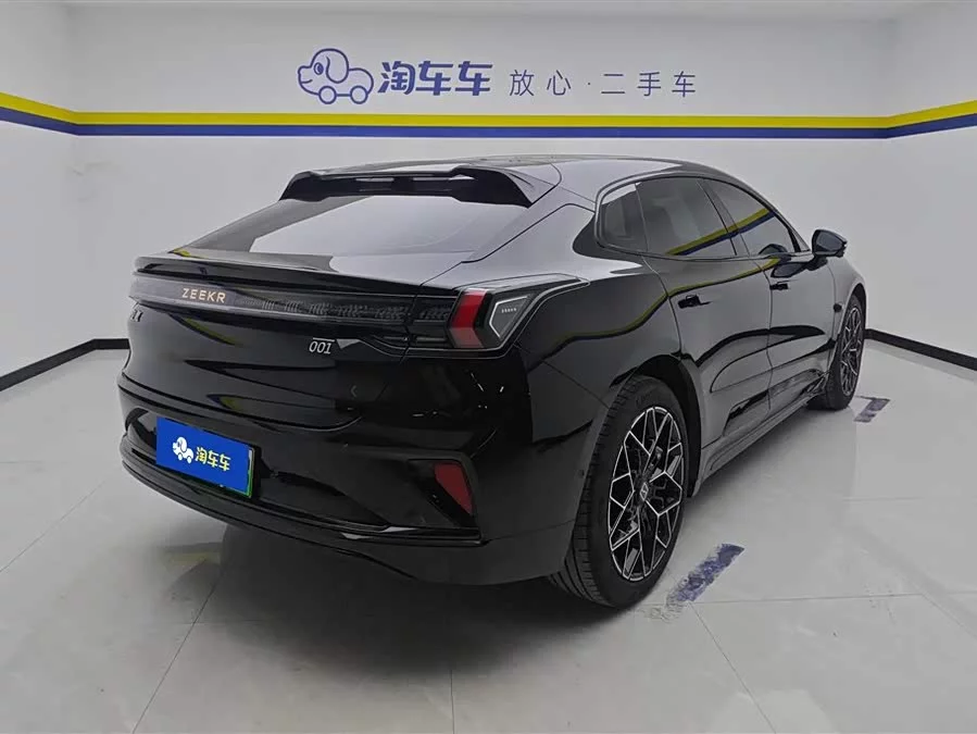 Zeekr 001