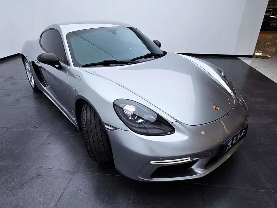 Porsche 718