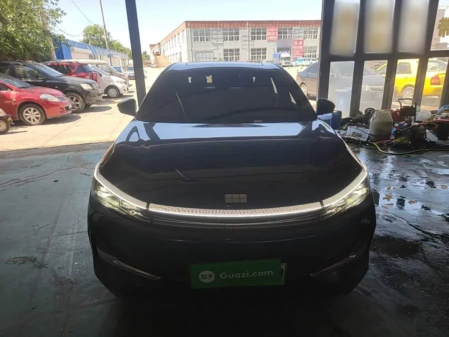 Geely Galaxy A7 EM