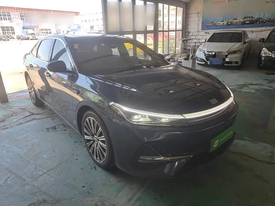Geely Galaxy A7 EM