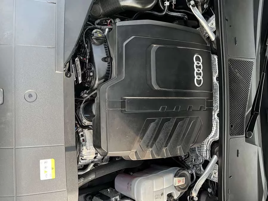 Audi A7L