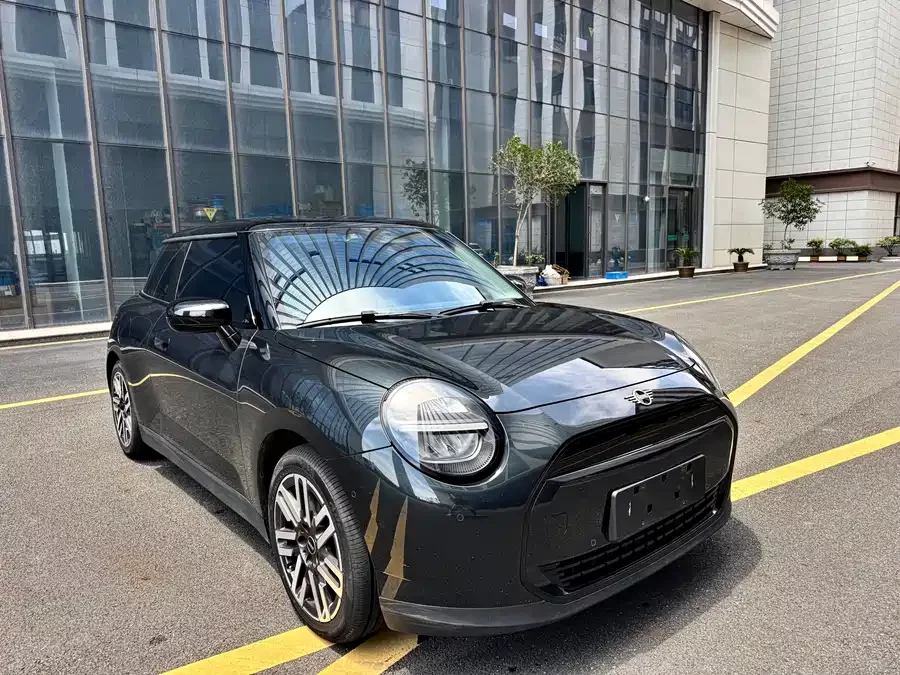 MINI electric  COOPER