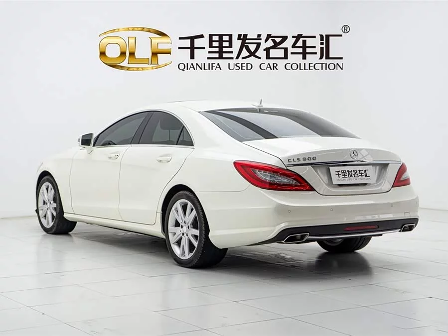 Mercedes Benz CLS