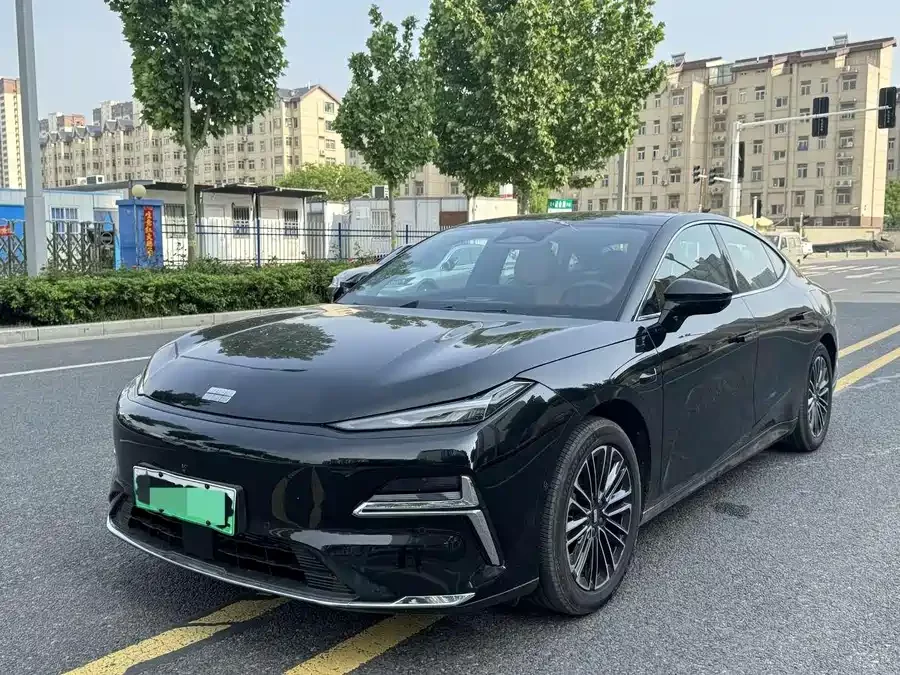 Geely Galaxy Star 8