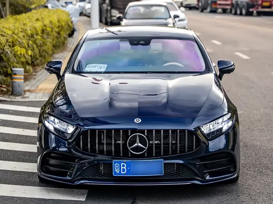 Mercedes Benz CLS