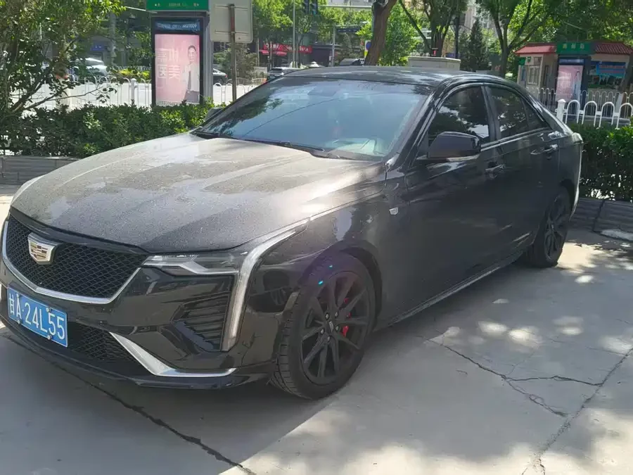 Cadillac CT4