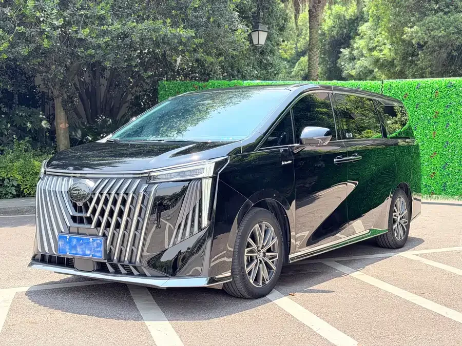 GAC Trumpchi M8