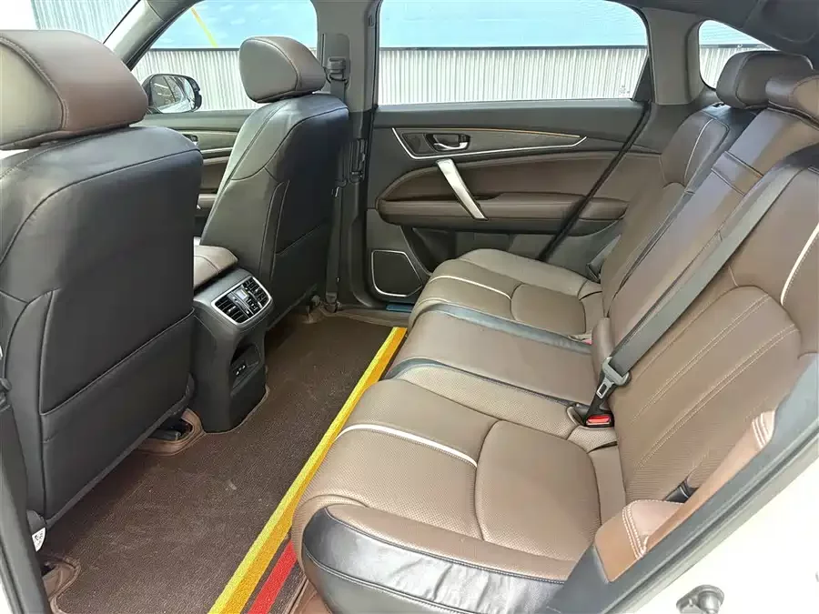 Honda UR-V