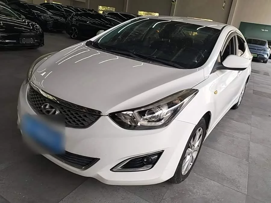 Hyundai Elantra