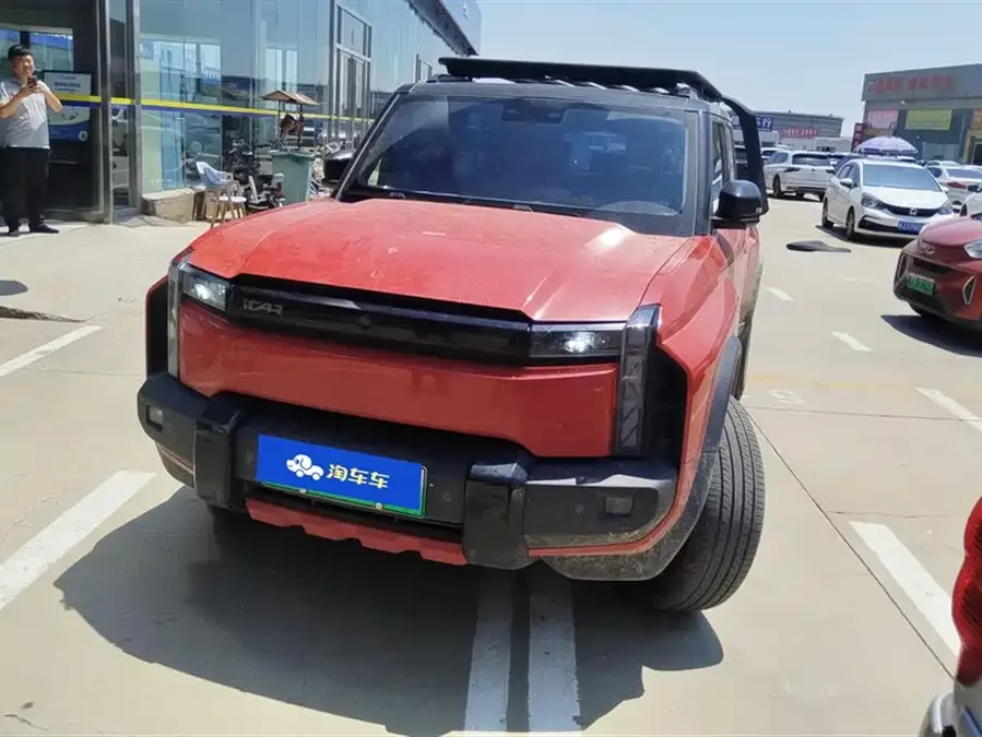iCAR 03T
