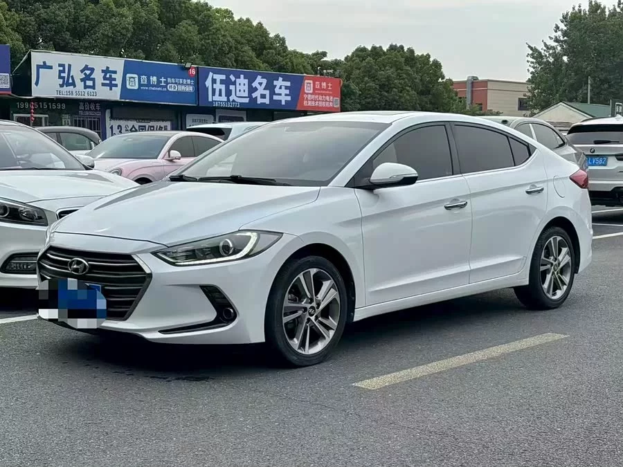 Hyundai elantra