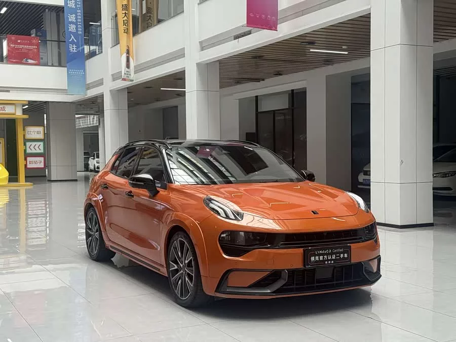 Lynk & Co 02 Hatchback