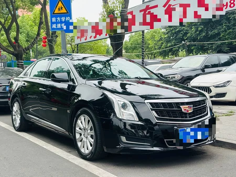 Cadillac XTS