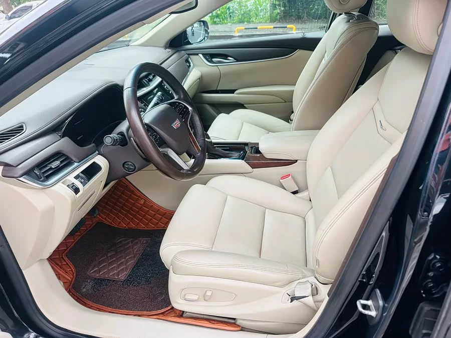 Cadillac XTS