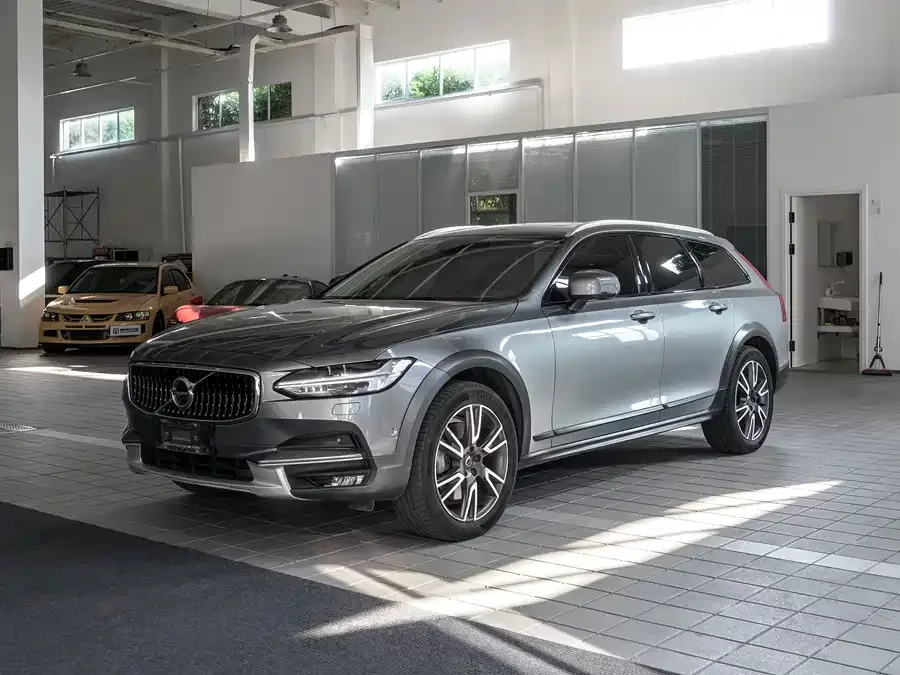 Volvo V90