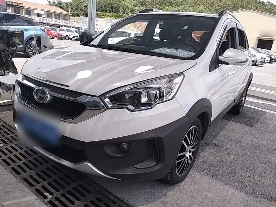 BAIC Q25