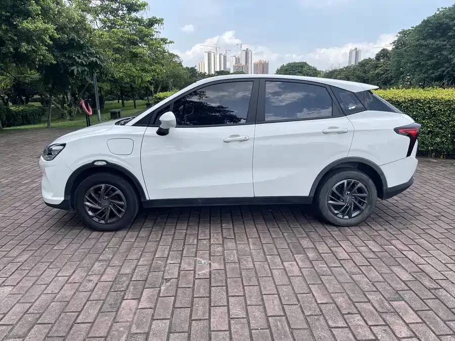 NETA Nezha V