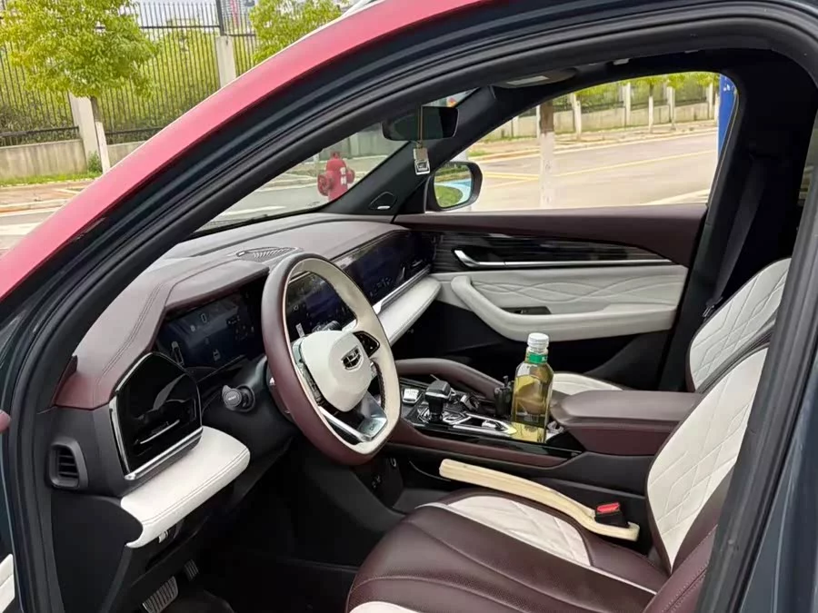 Geely Xingyue L