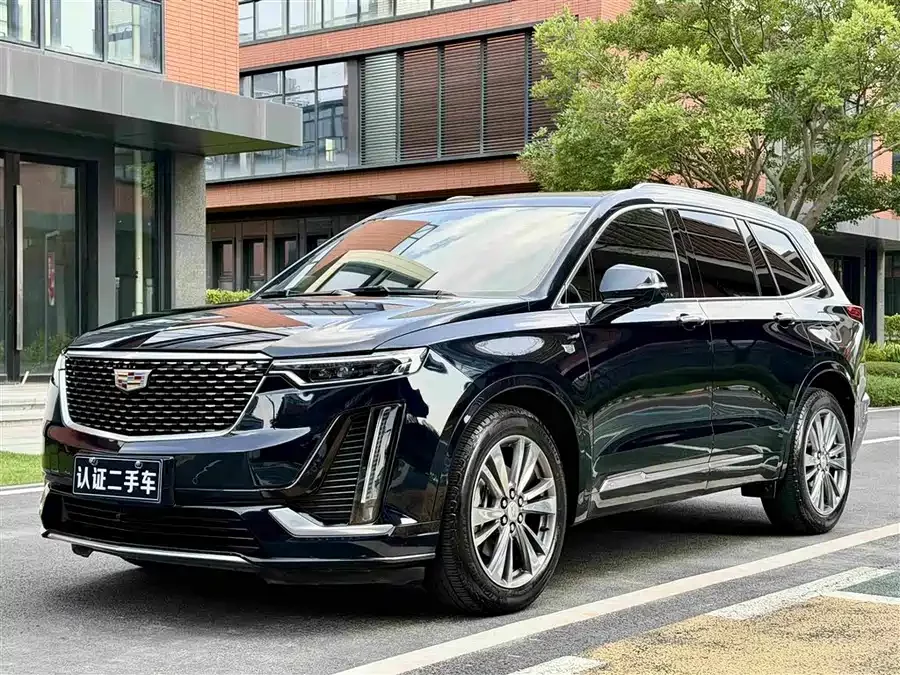 Cadillac XT6