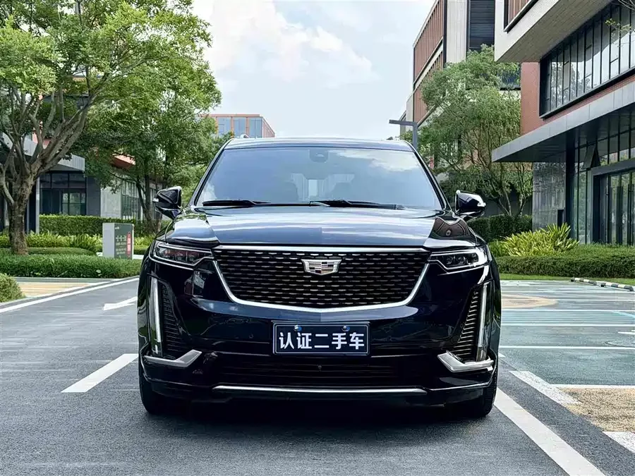 Cadillac XT6