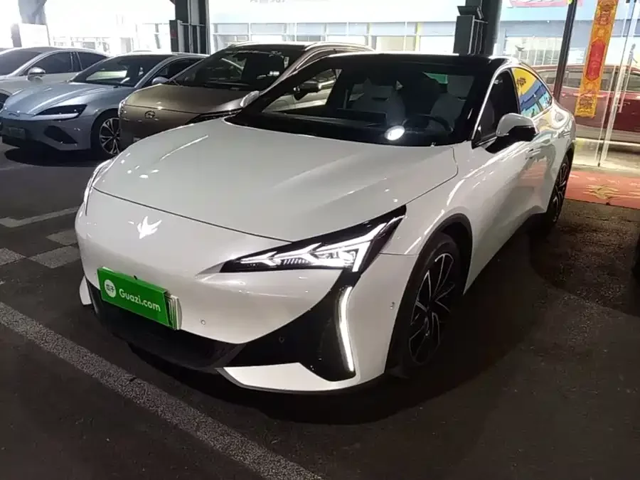 ARCFOX Alpha S5