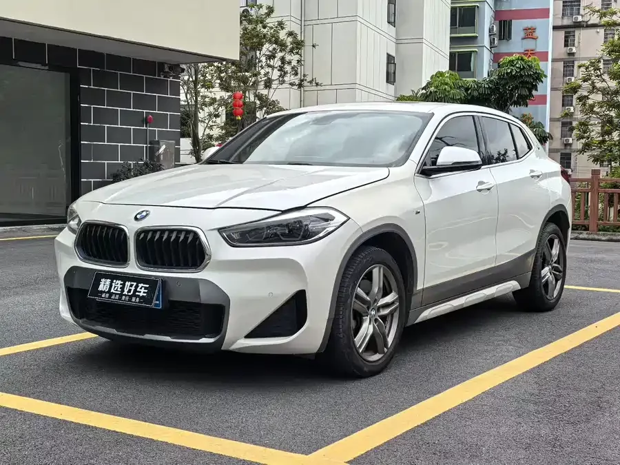 BMW X2