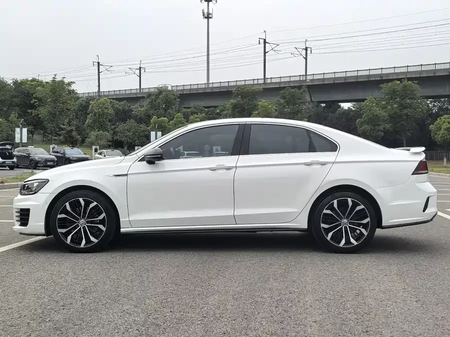 Volkswagen Lingdu