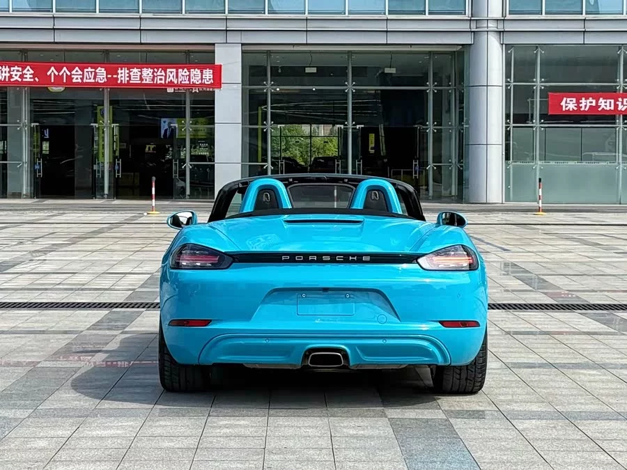 Porsche 718