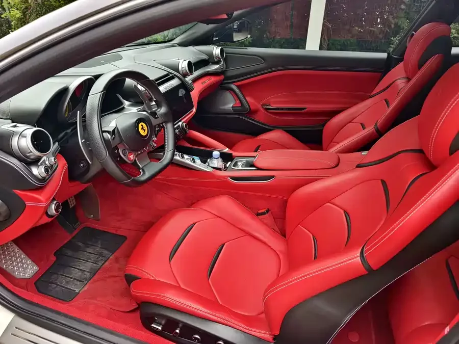 Ferrari GTC4Lusso