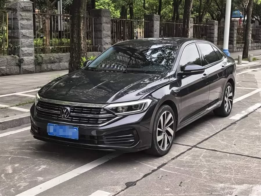 Volkswagen Sagitar
