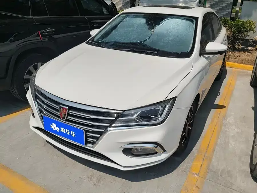 Roewe i5