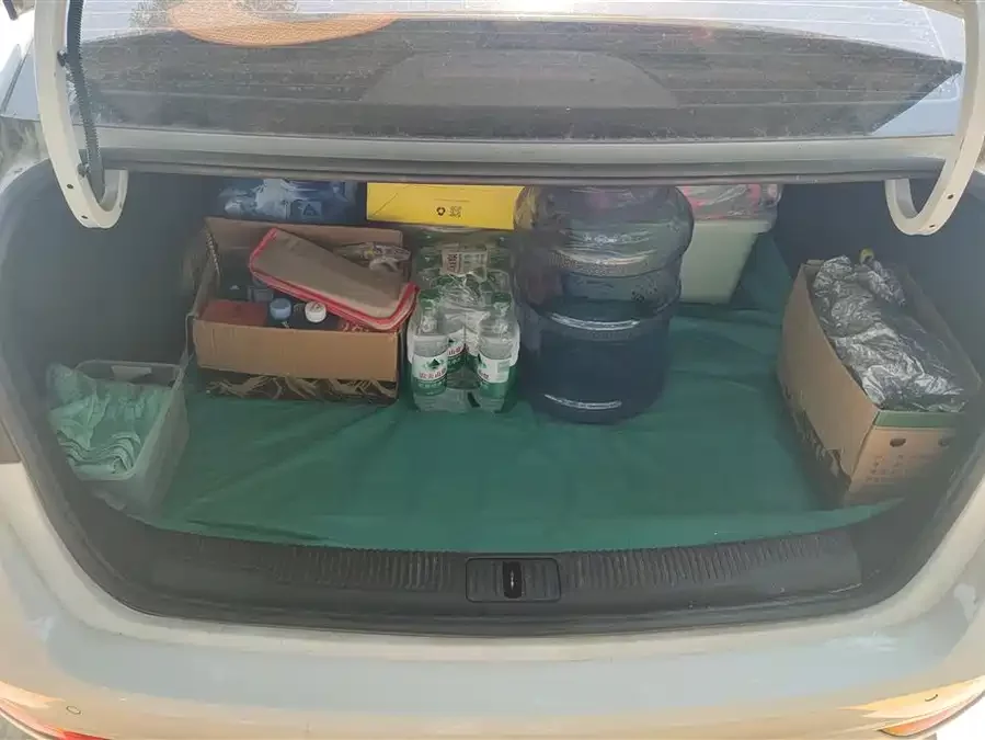 Roewe i5
